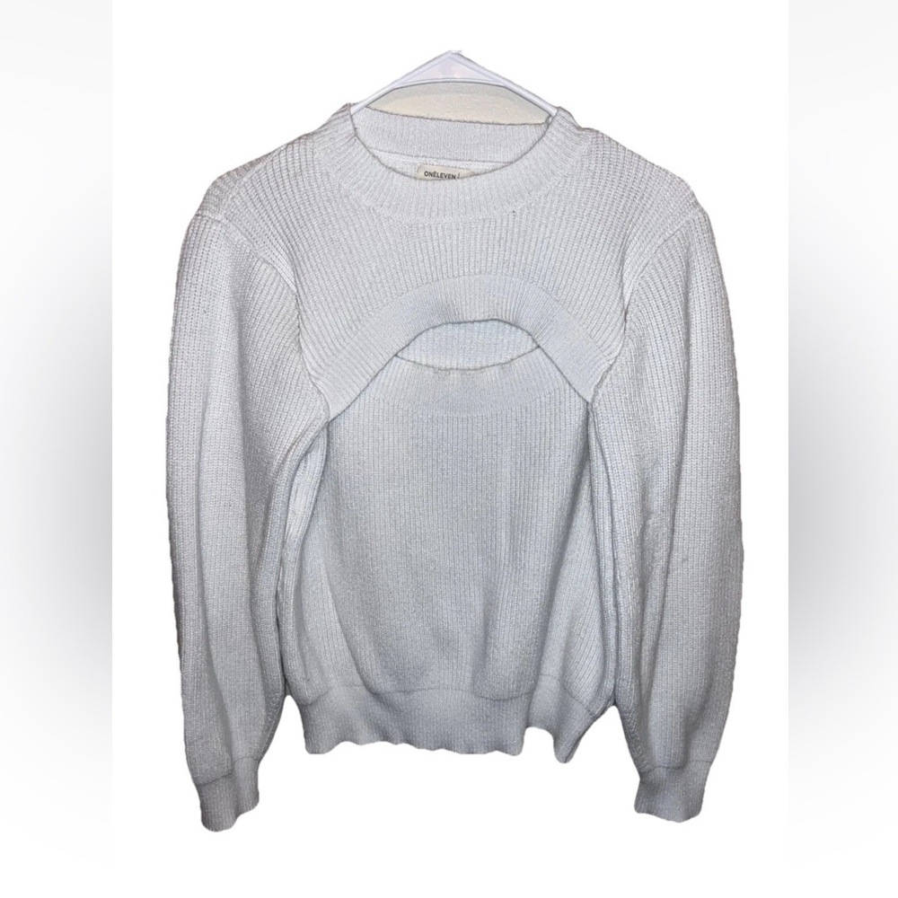 Oneleven Long Sleeve White Knit Cutout Sweater Pullover Women’s Size S EUC